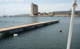 2006-marina-di-santantioco-montaggio-pontili-11